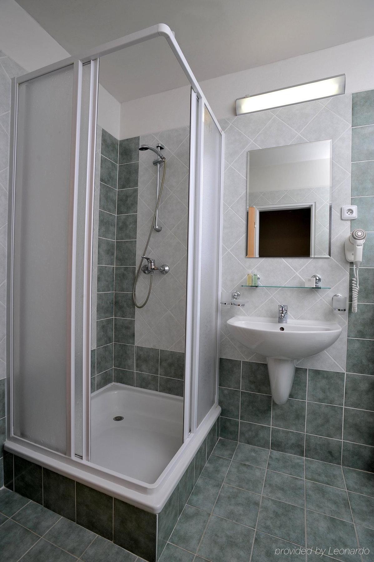 Hotel Plaza Mladá Boleslav Esterno foto