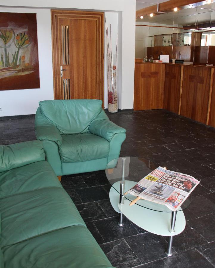 Hotel Plaza Mladá Boleslav Esterno foto